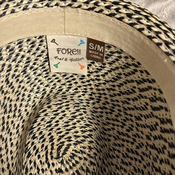 Fedora - Picture 3 of 3